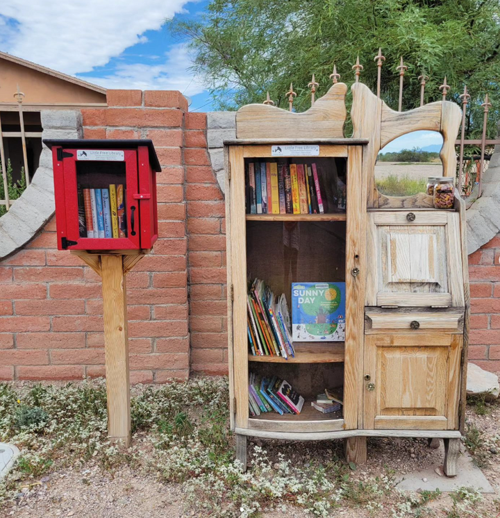 Composite One Story Red Little Free Library